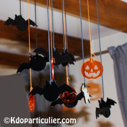 Décoration d'Halloween: mobile chauve-souris et citrouille