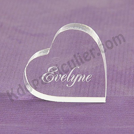 marque place mariage en forme de coeur