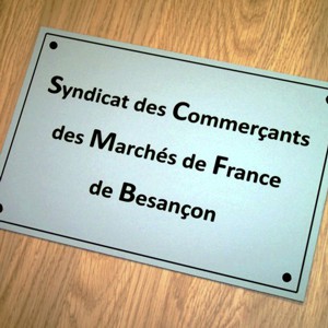 Plaque professionnelle économique