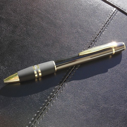 Stylo Montecarlo gravé